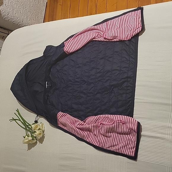 NWOT TOMMY HILFLIGER VEST - Picture 6 of 10